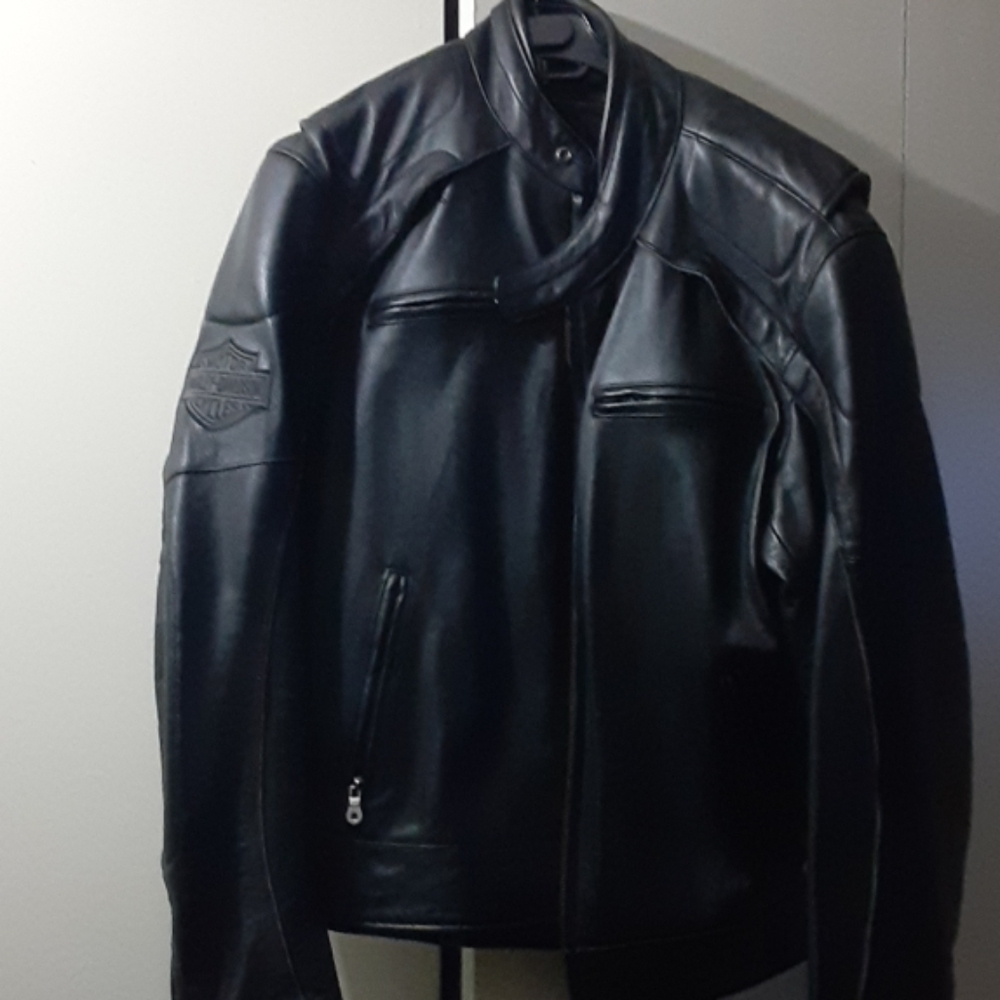 Jacket - Picture 3 of 4